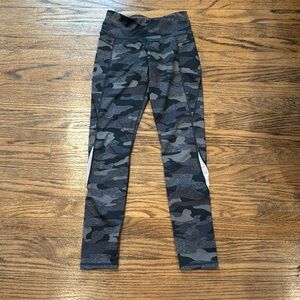 Camo print leggings
